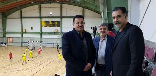 تیم هندبال کیمیا کاشت کردستان ميهمان خود ، آلومینیوم اراک را شکست داد 