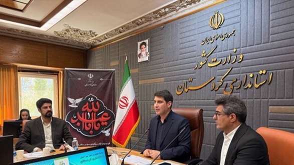 استاندار کردستان در دیدار با صاحبان صنعت به بهانه 21 مرداد روز ملی حمایت از صنایع کوچک: مسیر توسعه صنعتی استان با حمایت همه‌جانبه ادامه می‌یابد